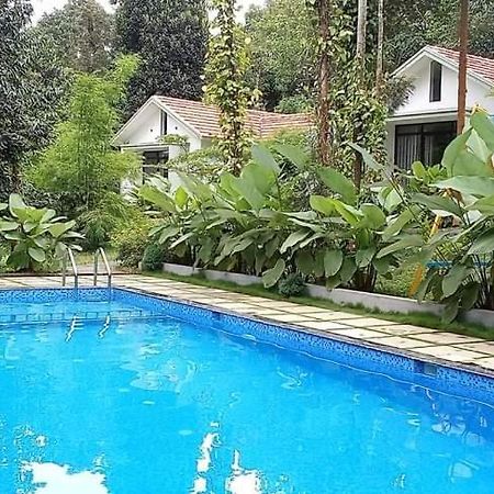 Le Vista Resort Sultan Bathery Bagian luar foto