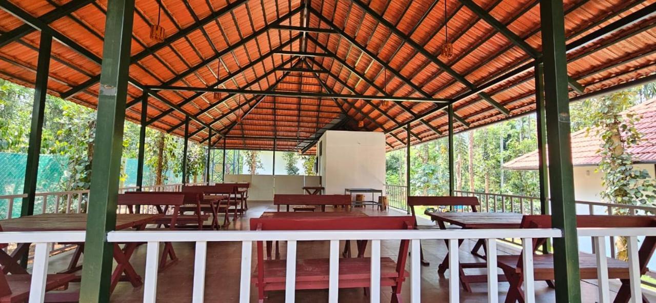 Le Vista Resort Sultan Bathery Bagian luar foto